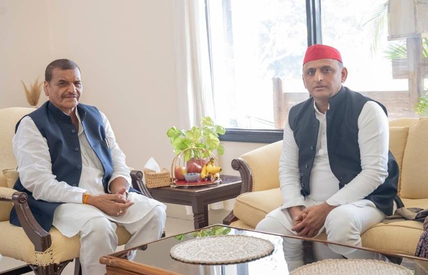 कन्नौज सीट समाजवादी पार्टी का गढ़ मानी जाती थी। 1999 से 2014 तक यहां से सपा की ही जीत हुई।  (Photo: Samajwadi Party Twitter)