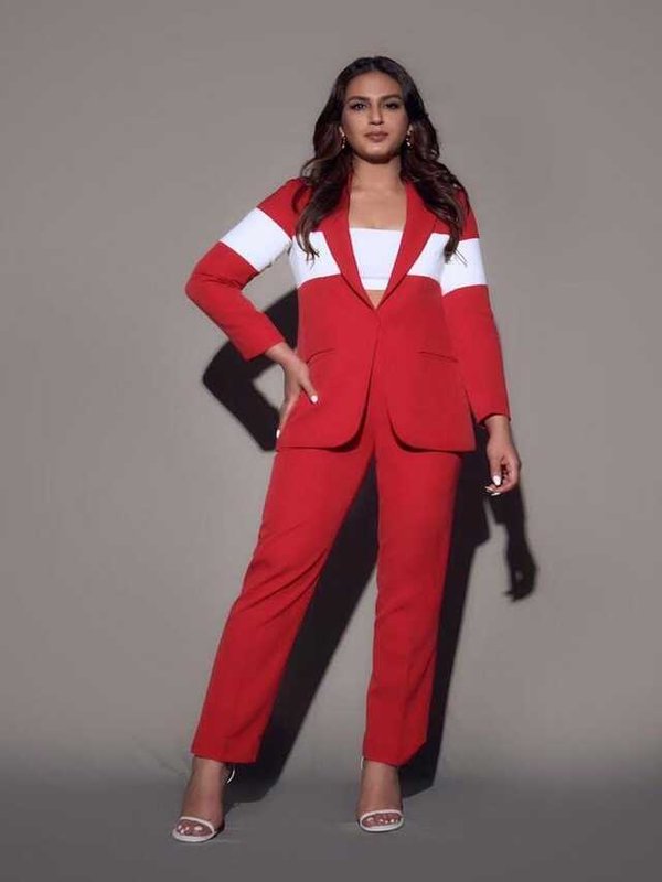 HUMA QURESHI IN PANT-SUIT STYLE