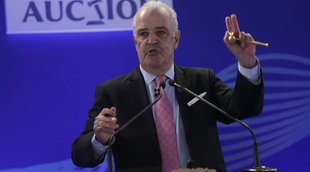 Hugh Edmeades the IPL Auctioneer