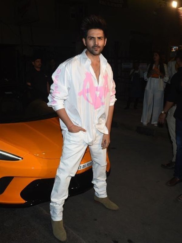 KARTIK AARYAN BIRTHDAY BASH