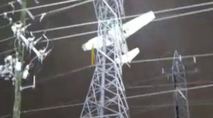 Plane Crash | US News | Electricity Crisis