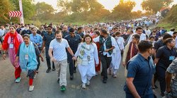 Bharat Jodo Yatra: अब मध्य प्रदेश पहुंचेंगे भारत जोड़ो यात्रा कर रहे राहुल गांधी, ज्योतिरादित्य सिंधिया बोले- यहां सभी का स्वागत