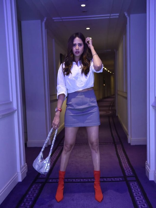 SARGUN MEHTA IN KILLER LOOK