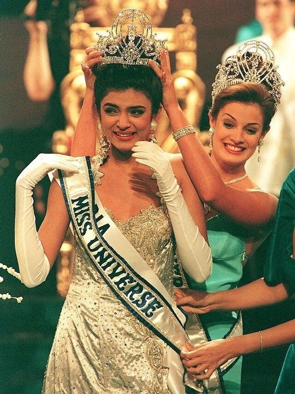 SUSHMITA AS MISS UNIVERSE