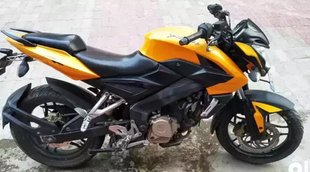 Second Hand Bike, Second Hand Sports Bike, Second Hand Bajaj Sports Bike, Bajaj Pulsar NS200