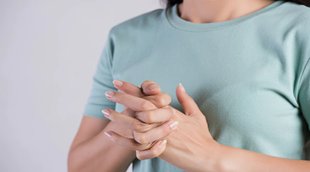 cracking finger, joint pain,