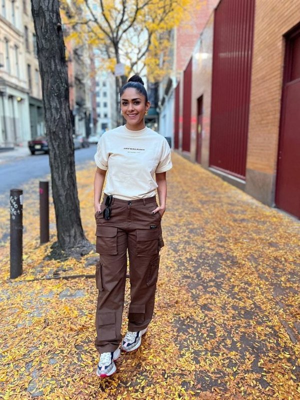 MRUNAL THAKUR IN NEWYORK