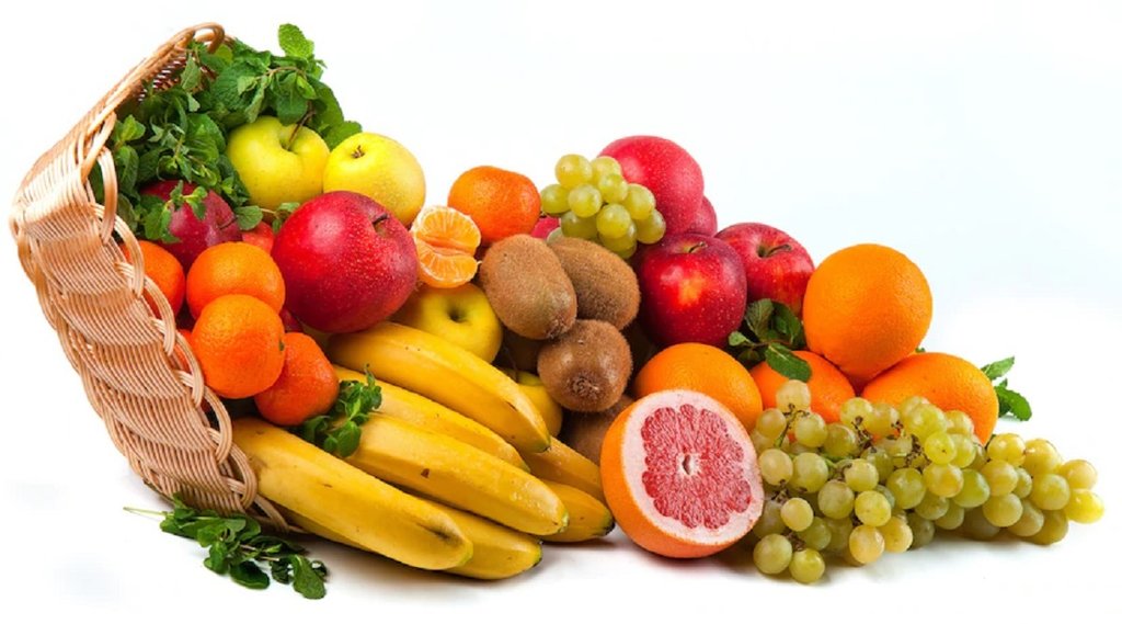 add these fruits to your winter diet,winter fruits to control weight