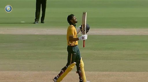 Vijay Hazare Trophy | Ruturaj Gaikwad Record | Ruturaj Gaikwad Six |