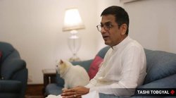 पिता के साथ जिस बंगले में बीता बचपन वहां नहीं रहेंगे CJI डी वाई चंद्रचूड़, पहली बार बदलने वाला है देश के मुख्य न्यायाधीश का पता