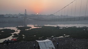 Morbi Bridge Collapse| Police| Local Court