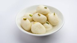 World Diabetes Day And Rasgulla Day: एक ही दिन मनाया जाता है रसगुल्ला दिवस और वर्ल्ड डायबिटीज डे, जानिए किसने बनाया था पहला रसगुल्ला?