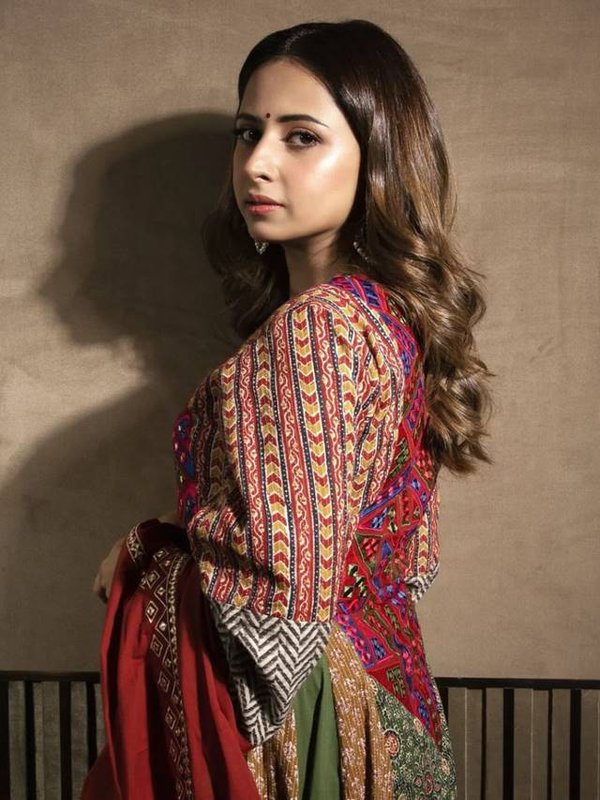 sargun Mehta traditional look