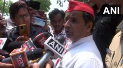 UP Politics: केशव प्रसाद मौर्य ने सपा को कहा समाप्त पार्टी, धर्मेंद्र यादव ने दिया जवाब- जाएं पहले सिराथू सीट मजबूत करें