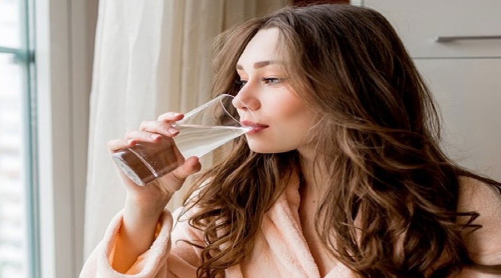problems with dehydration, how much water is needed in body