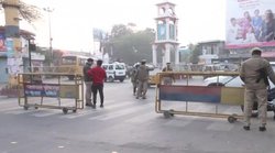 Mathura News: मथुरा में श्रीकृष्ण जन्मभूमि-ईदगाह विवाद में हिंदू महासभा के नेता गिरफ्तार, 40 हिरासत में