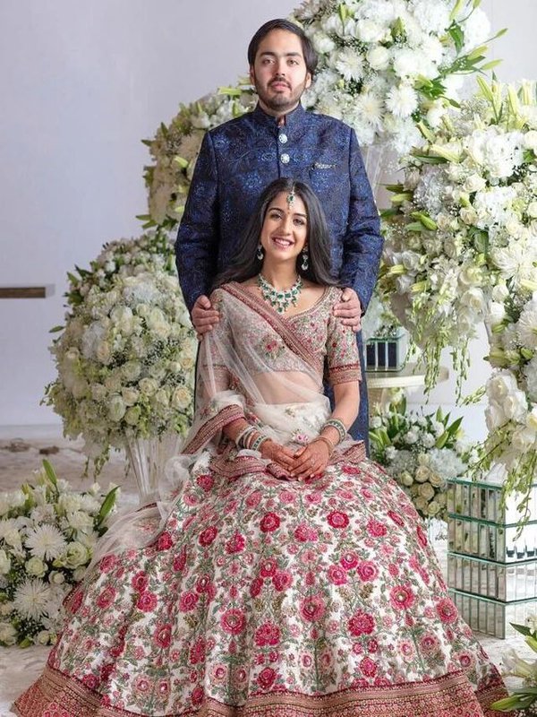 ANANT AMBANI AND RADHIKA MERCHANT ROKA CEREMONY