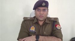 Kashmiri Student Missing: अलीगढ़ में AMU सिटी स्कूल से गायब हुआ 10वीं का कश्मीरी छात्र, घर से निकला था भाई का फोन और एटीएम कार्ड लेकर