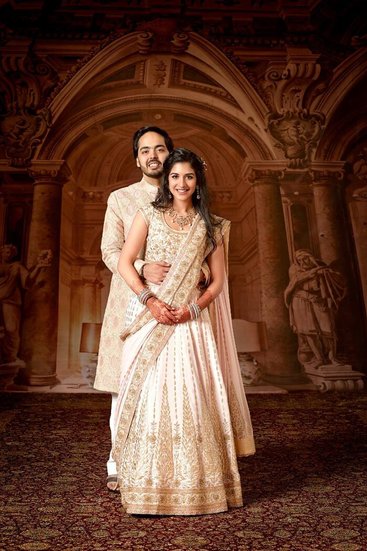 Anant Ambani photos with Radhika