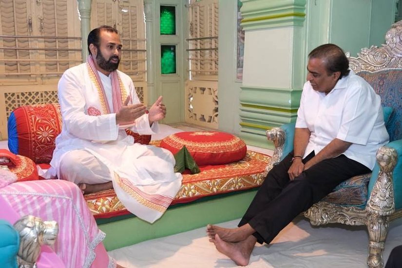 Mukesh Ambani in Srinathji temple