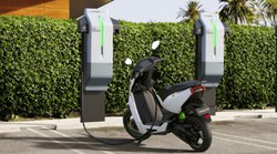 Ather Energy December Offer: एथर एनर्जी का स्पेशल ऑफर, 1 रुपये में एक्सटेंडेड बैटरी वारंटी और फ्री चार्जिंग के साथ मिलेगा आसान फाइनेंस प्लान