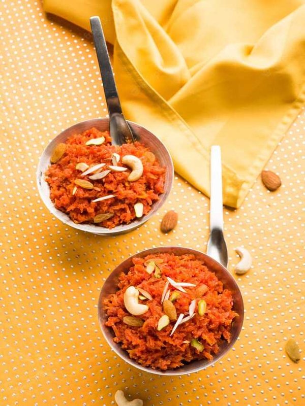 BENEFITS OF EATING GAJAR KA HALWA