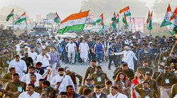 Bharat Jodo Yatra: भारत जोड़ो यात्रा में शामिल होने पर मध्य प्रदेश में शिक्षक निलंबित, कांग्रेस बोली- RSS की शाखा में जाने पर रोक नहीं