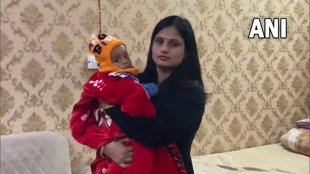 Gr. Noida II SHO Wife II Viral News