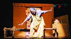 विस्तृत होता फलक