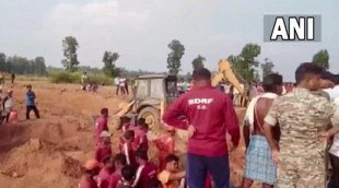 Chhattisgarh, Jagdalpur, Many laborers died due to landslide