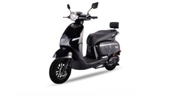 Komaki Flora E-Scooter सिंगल चार्ज पर देता है 100 km तक की रेंज, जानें क्या है कीमत और फीचर्स
