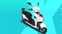 Electric Vehicle Buying Guide: 42 हजार में मिलने वाला ये इलेक्ट्रिक स्कूटर देता है 85 km की रेंज, पढ़ें कंप्लीट डिटेल
