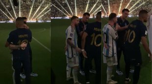 Lionel Messi hugs Kylian Mbappe | Argentina beats France | FIFA World Cup 2022