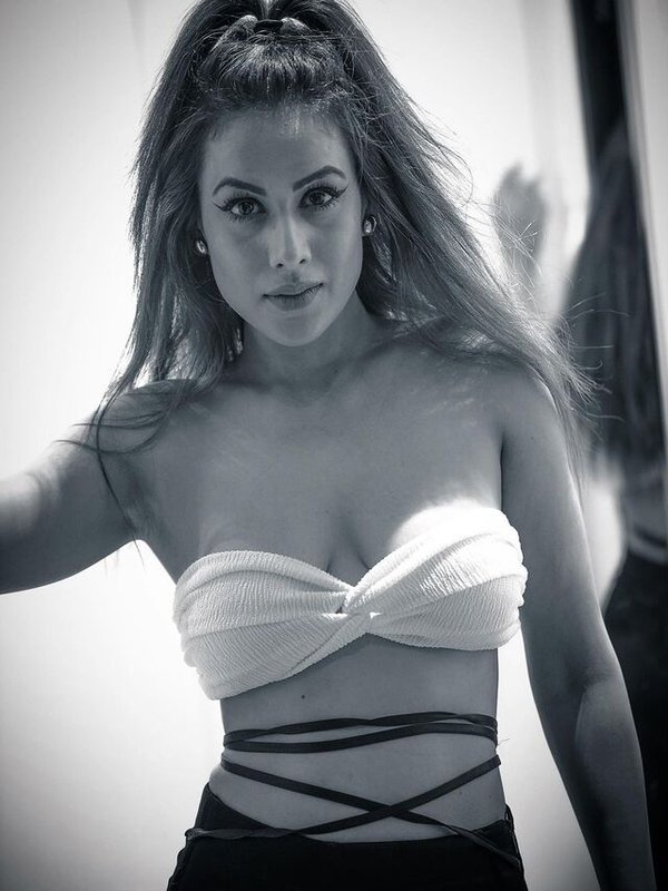 NIA SHARMA HOT BRALET LOOK