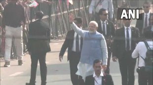 Narendra Modi II Gujarat Voting II Ahmedabad