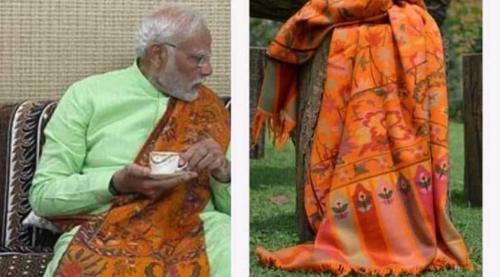 PM Modi Shawl II Heeraben II Gujarat Assembly Election