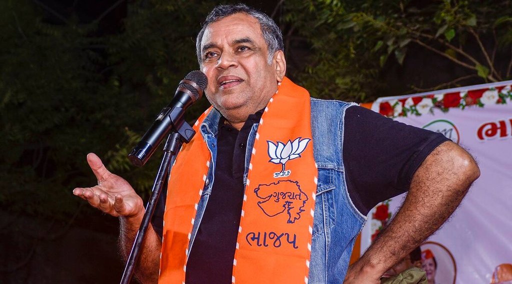 सूरत में चुनावी सभा के दौरान परेश रावल (फोटो : पीटीआई) सूरत में चुनावी सभा के दौरान परेश रावल (फोटो : पीटीआई)