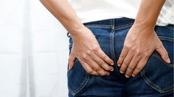 Explained: किस उम्र में पाइल्स का सबसे ज्यादा खतरा? जानिये समय पर इलाज नहीं किया तो क्या हो सकता है
