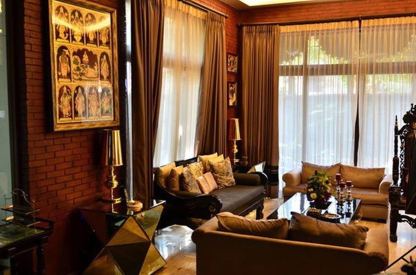 raveena Tandon House