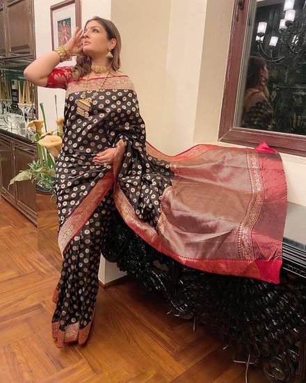 Raveena Tandon in Black Saree