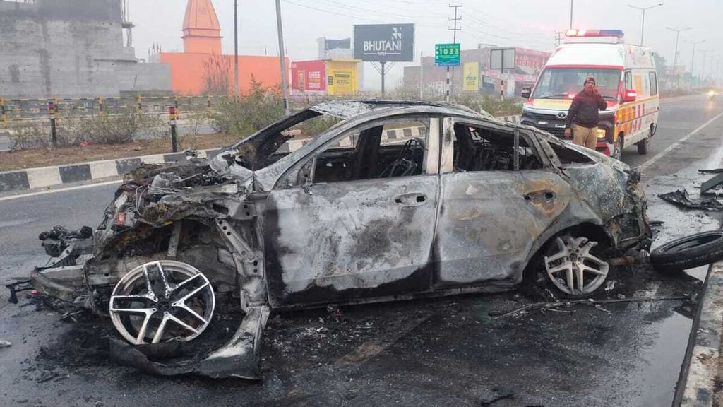 Rishabh Pant Accident । Rishabh Pant Car Crash । Car crashes and fires