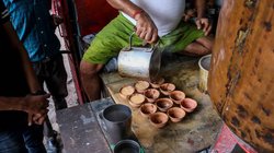 निर्बंध: हमारा सुपरमैन, वीपी सिंह और मोहभंग