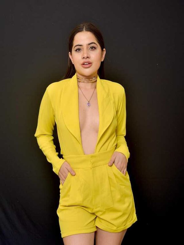 URFI JAVED - EDUCATION DETAILS