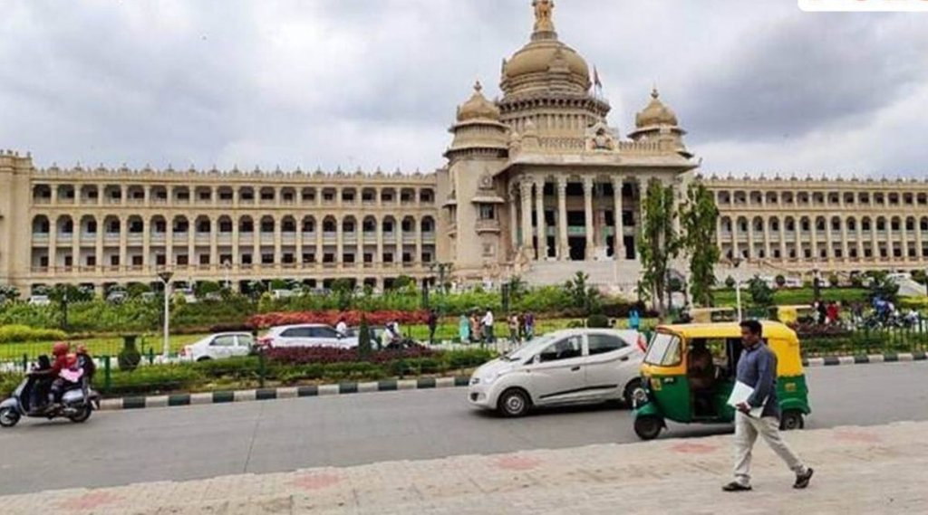 Karnataka-Maharashtra Border Issue: केंद्र, कर्नाटक और महाराष्ट्र में बीजेपी की सरकार, फिर भी नहीं सुलझ रहा बेलगावी विवाद, जानिए वजह Karnataka-Maharashtra Border Issue: केंद्र, कर्नाटक और महाराष्ट्र में बीजेपी की सरकार, फिर भी नहीं सुलझ रहा बेलगावी विवाद, जानिए वजह