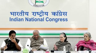 Mallikarjun kharge| sonia gandhi| kc venugopal|