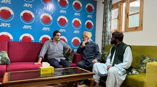 DDC Poll, Re-Polling On 2 J&K, Kashmir DDC Polling Today
