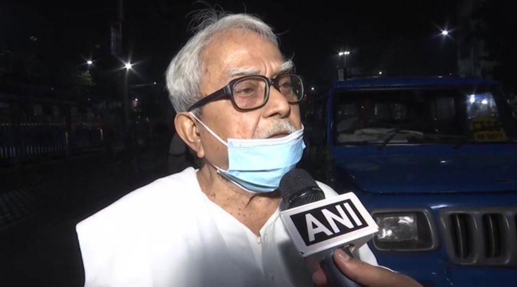 West Bengal: ममता बनर्जी ने अजमेर शरीफ में चढ़ाई चादर, पर पुष्‍कर जाकर भी नहीं क‍िया स्‍नान, Left Front प्रमुख विमान बोस ने मारा ताना