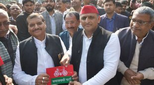 Shivpal Yadav in SP | Shivpal Yadav joins Samajwadi Party | up politics