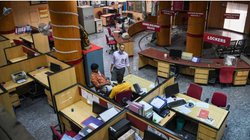 Bank Holidays: मई में इतने दिन बंद रहेंगे बैंक, निपटा लें जरूरी काम