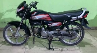 second hand bike under 25000, second hand bike, used mileage bike, best mileage bike, Hero HF Deluxe